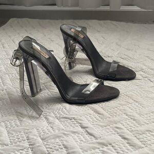 Yeezy Black/Gray Transparent Heels (season 6)